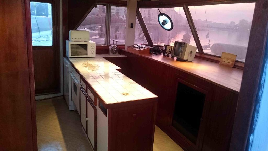 Yacht Bateau Moteur Benetti 19M Hotel Sete Luaran gambar