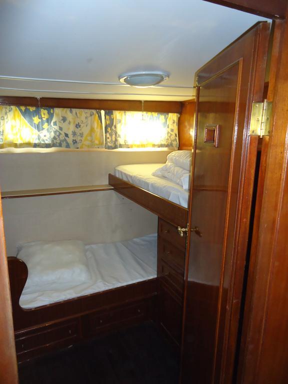 Yacht Bateau Moteur Benetti 19M Hotel Sete Luaran gambar